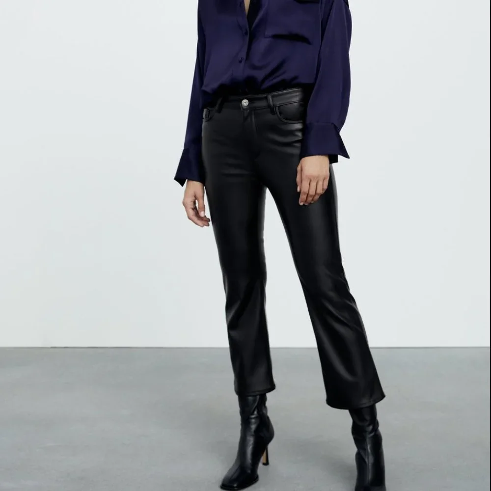 ZARA MINI FLARED BLACK FAUX LEATHER PANTS